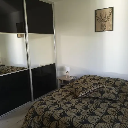 Villa Villa, Gerardmer, Sauna, Spa Jacuzzi, Baby Foot, Terrasse, 8 Personnes, 4 Chambres, 2 Salles De Bain Liézey